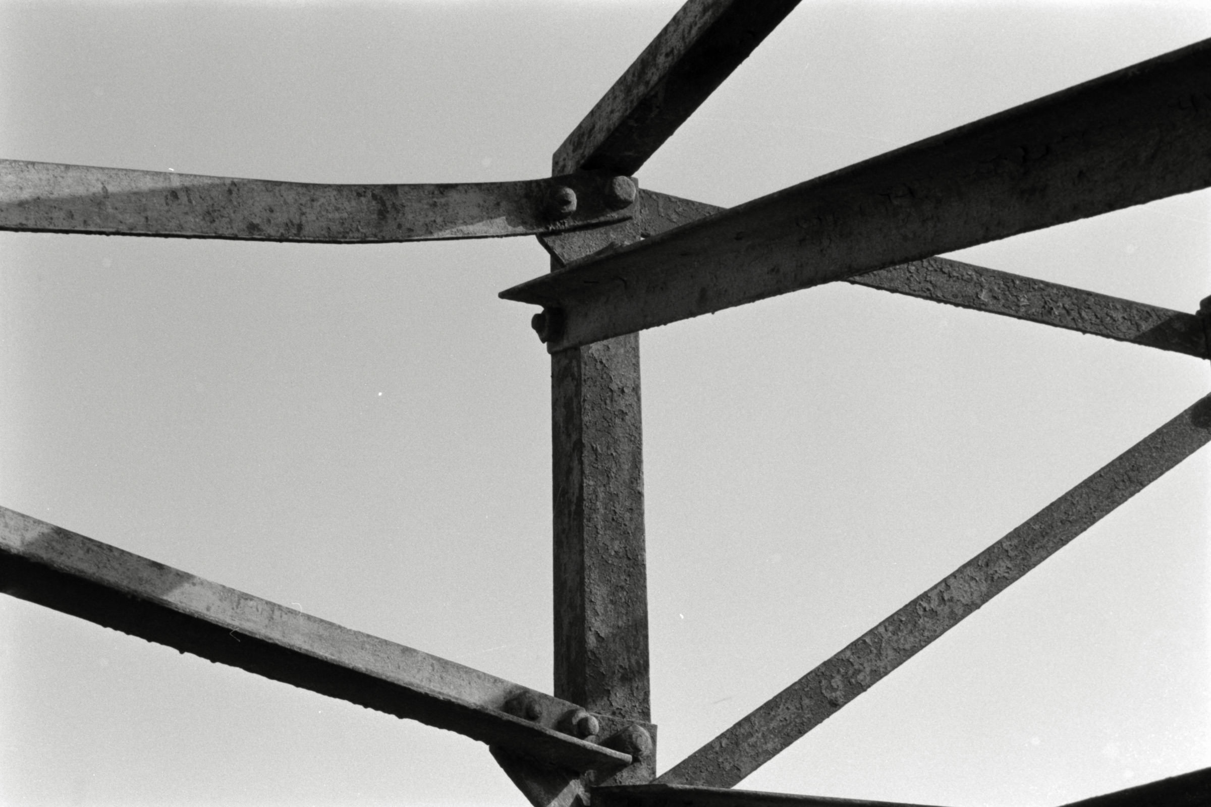 AHP F1991 09 006 sc250507 img02 NLP